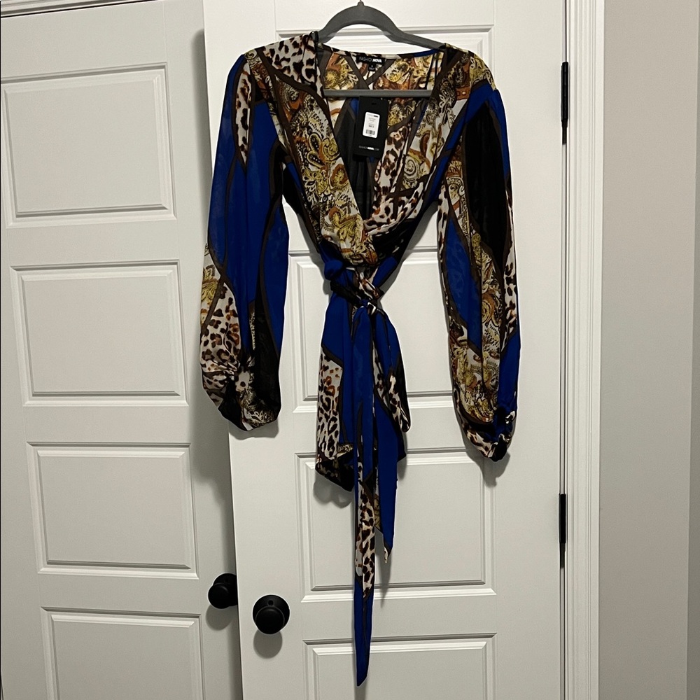 Fashion Nova Blue and Gold Patterned Blouse